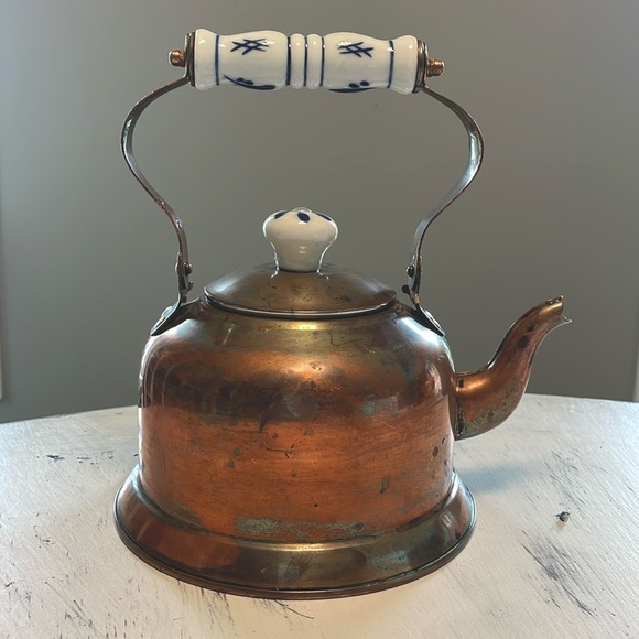 Other - ANTIQUE Fall Decor Copper Kettle with blue and white porcelain handle and knob.